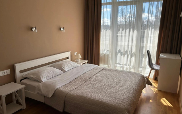 AvalonRestApartments