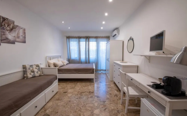 Casa Rosa Beige e Blu