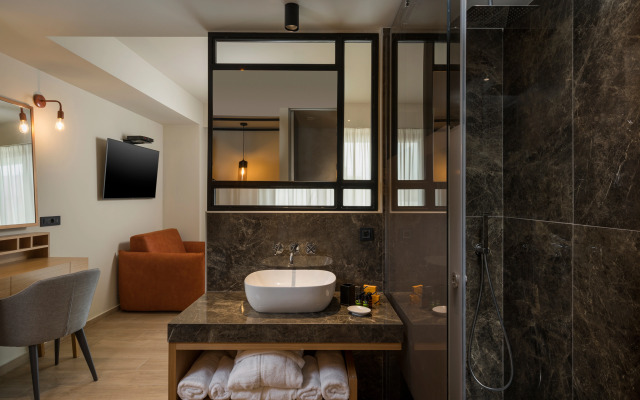 Hyperion City Hotel