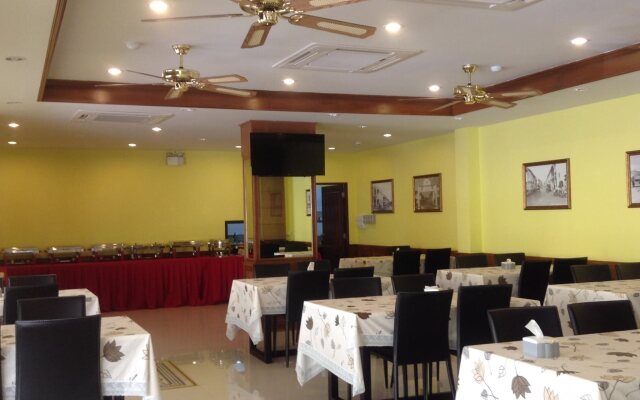 Phuket Chinoinn Hotel
