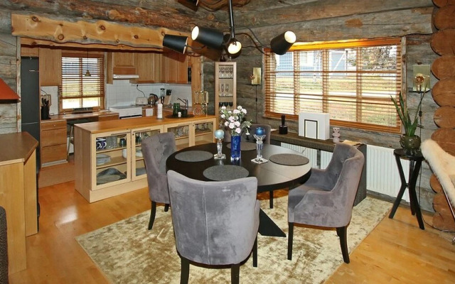 Kuukkeli Log Houses Teerenpesä - Premium Suite A48