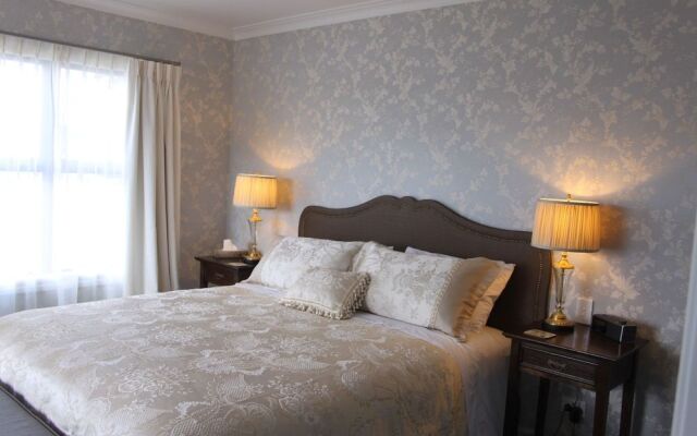 Casa Aquila Boutique Bed and Breakfast