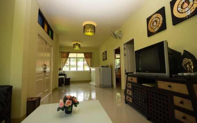Baanplaidoi Resort