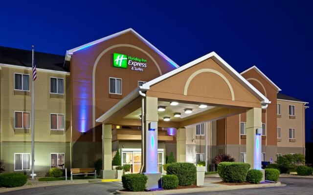 Holiday Inn Express Hotel & Suites Bedford, an IHG Hotel