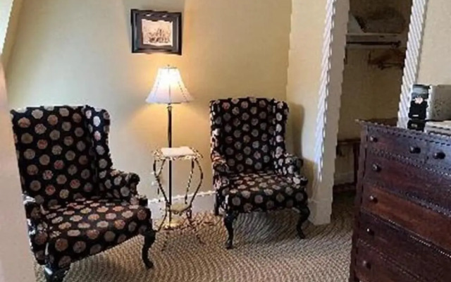 Stafford's Bay View Inn