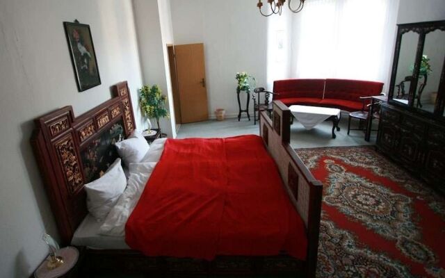 Hotel Schwarzaquelle