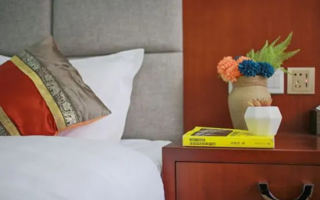 Daocheng Jingyang Hotel