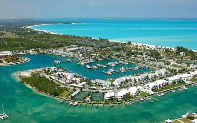 Treasure Cay Beach, Marina & Golf Resort