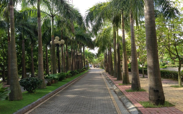 Camela Hotel & Resort