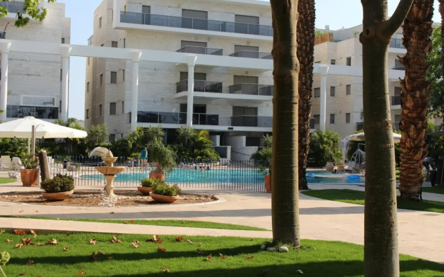 Green garden suite Eilat