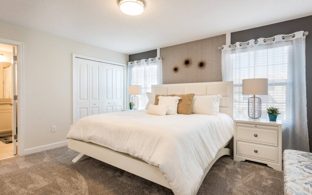 Spacious house near Disney with private pool