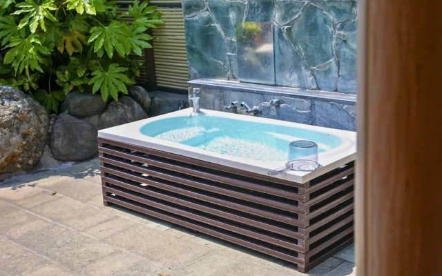 Ikoi no Mura Noto Hanto