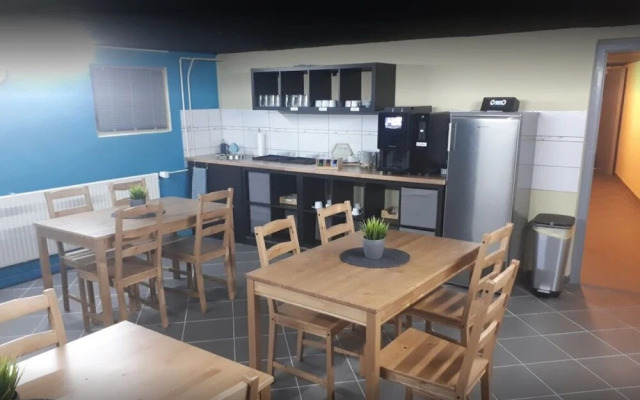 White Pearl Hostel