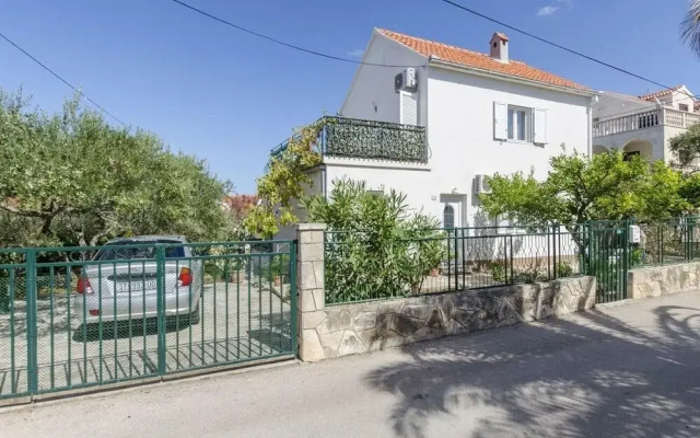 Jadranka - Comfortable and big Terrace - H