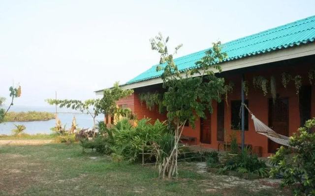 Thmorda Garden Riverside Resort