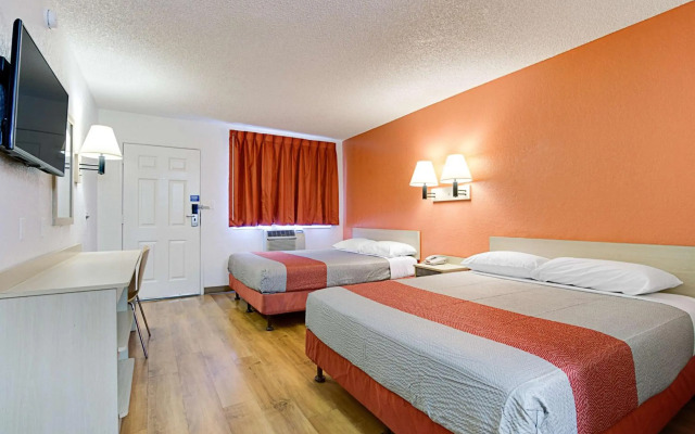 Motel 6 Tempe, AZ - Scottsdale South