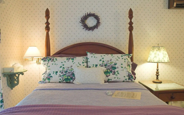 White Lace Inn