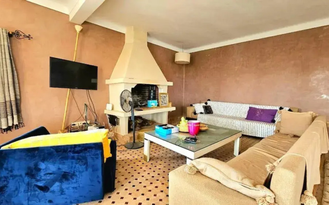 Marrakesh 6-bed Housing Authentic Berber