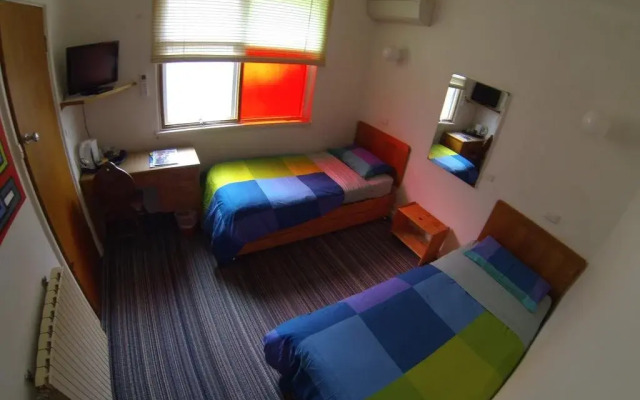 Bunkhouse Motel