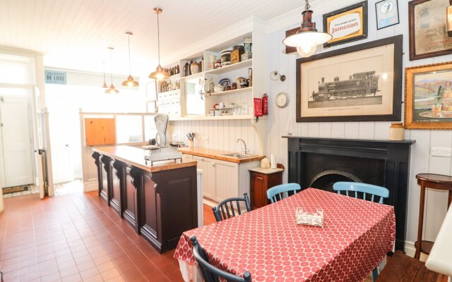 The Merchant's Store