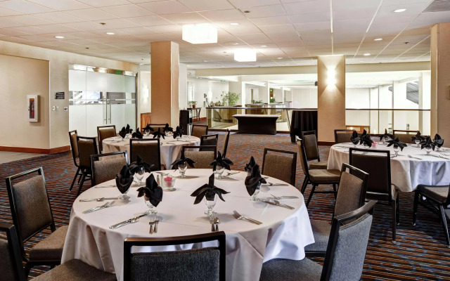 Embassy Suites by Hilton Santa Clara Silicon Valley