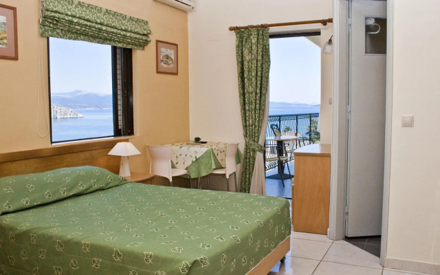 Alonia Studios & Maisonettes