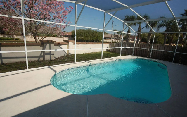 Laguna Villas