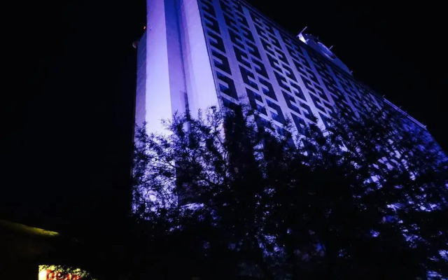 Laughlin River Lodge