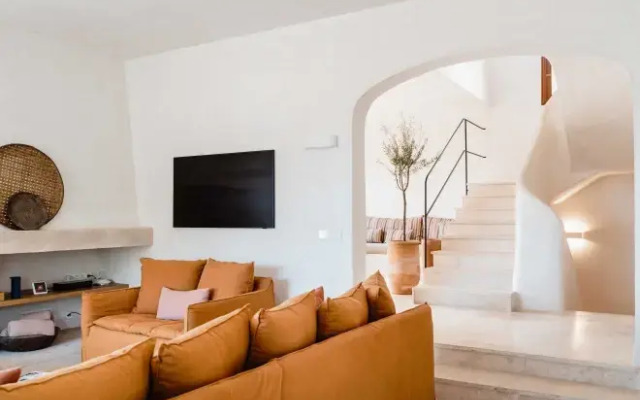 Villa Alaro