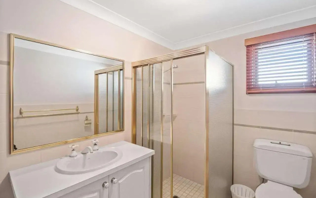 Studio Fran - Port Macquarie canals