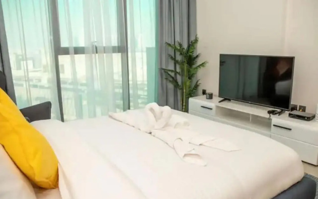 Greek View Studio Farhad Azizi Residence Al Jaddaf