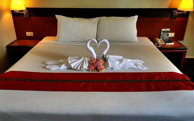 Hadyai Golden Crown Hotel