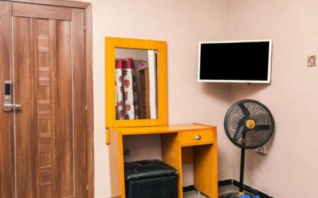 Platinum Inn Gee Hotel Ikoyi