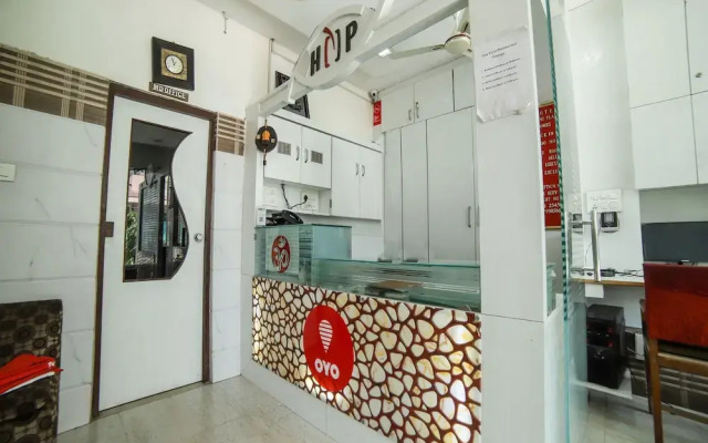OYO 14816 Hotel Omni