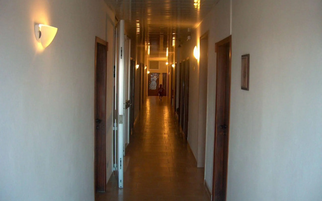Hotel Trevi