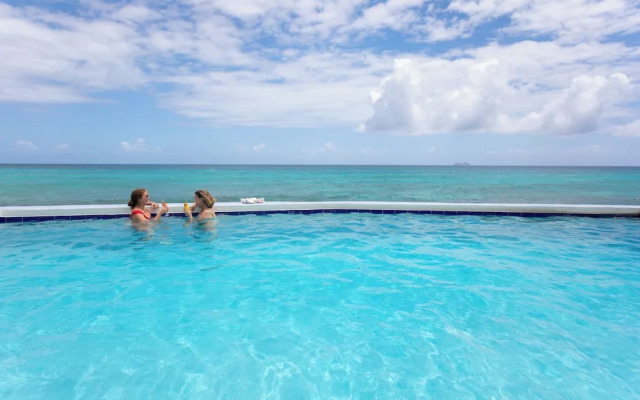 La Vista Beach Resort