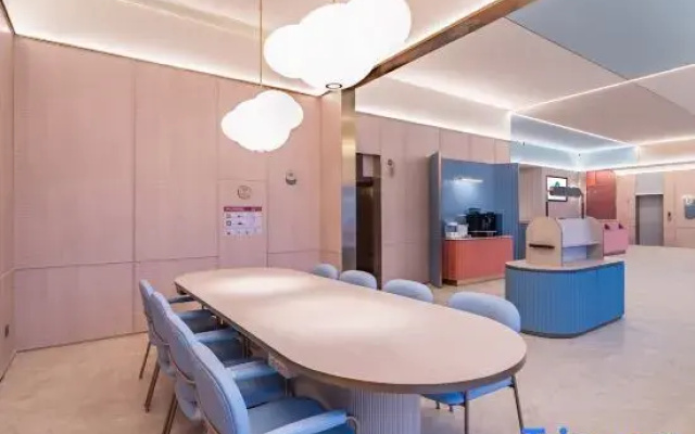 HanTing Hotel (Ningbo Fenghua Jiangkou Auto City)