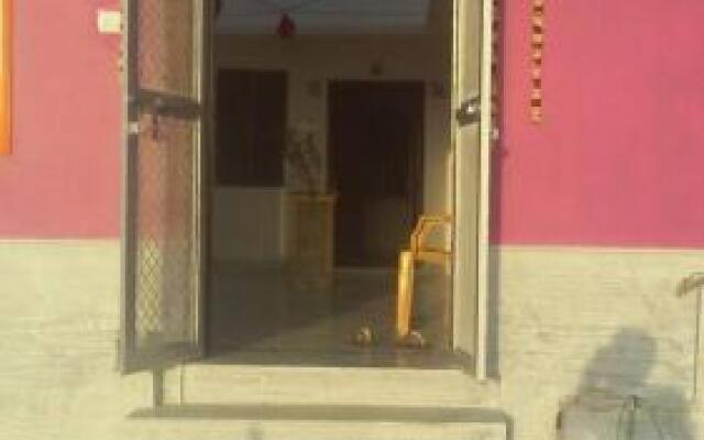 Hotel Chanda Maa