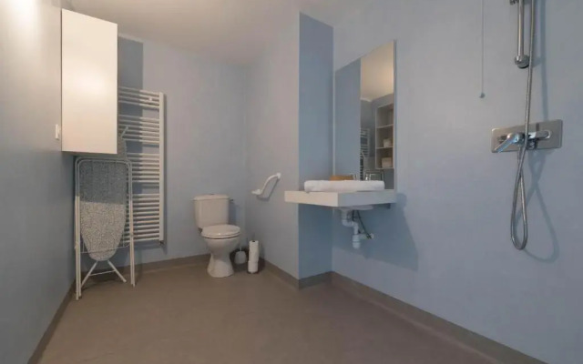 THEO - Appartement proche gare,WIFI,arrivée 24 24