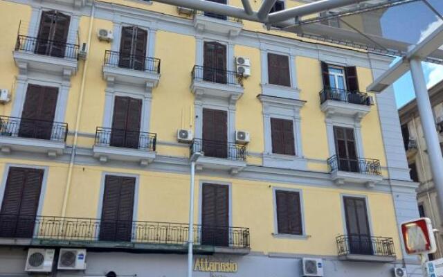 Ale Naples Holiday