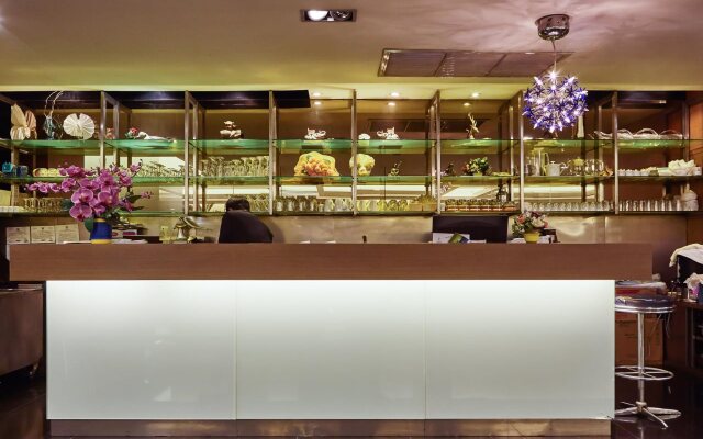 Baiyoke Suite Hotel
