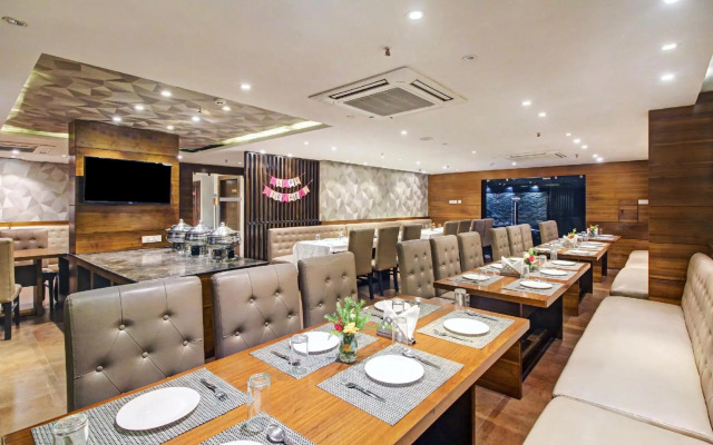 Townhouse Oak Hotel Radiant