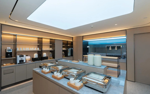 JI Hotel Shenzhen Futian Shawei Metro Station