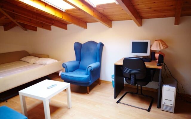 Aegean Sea Rooms And Suites