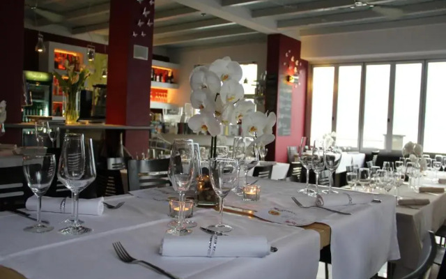 Veranda Beach Apartment