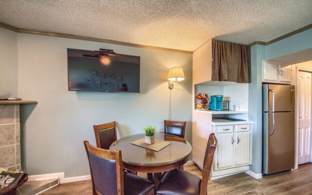 Riverpalooza       Rrc A305 2 Bedroom Condo by RedAwning