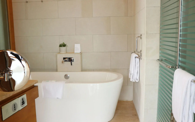 The Westin Mumbai Garden City