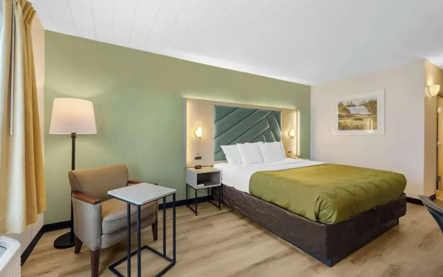 Quality Inn & Suites Monterey, TN - Crossville, TN