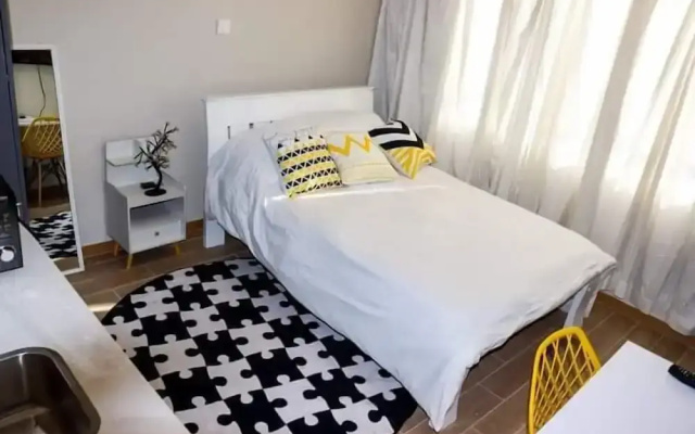 Lux Suites Indesign Park Apartments