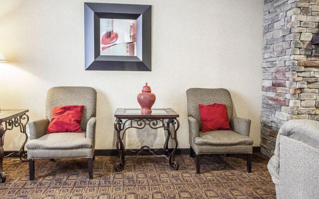 Comfort Suites Cedar Falls